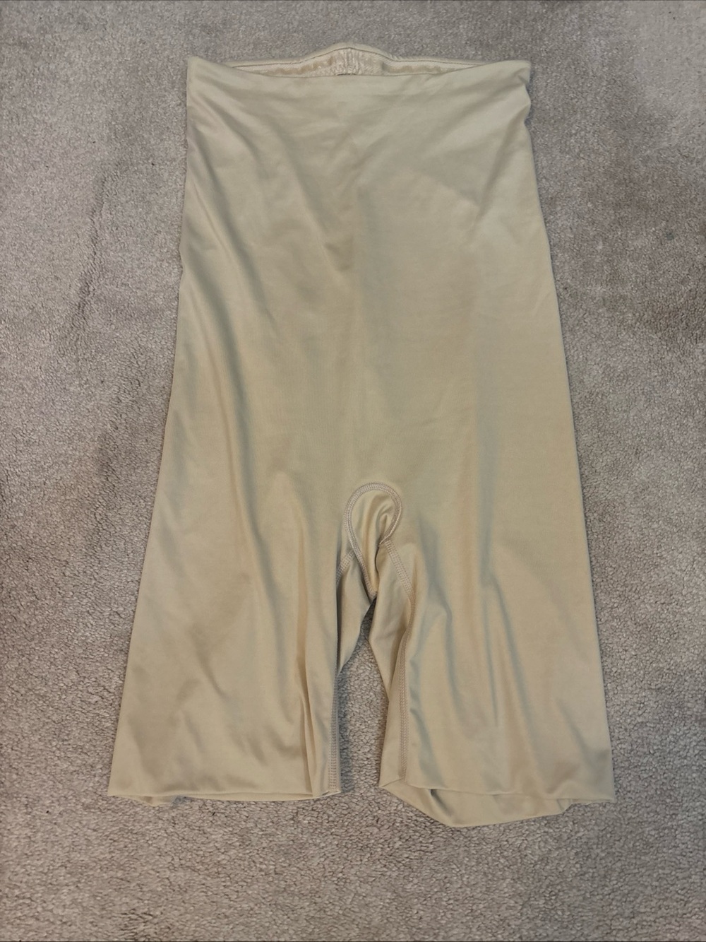 SPANX High-Waisted Beige Firm Control Shapewear Shorts Women’s Size Large EUC